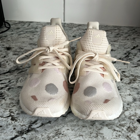 Rare Adidas Ultraboost - Picture 8 of 8